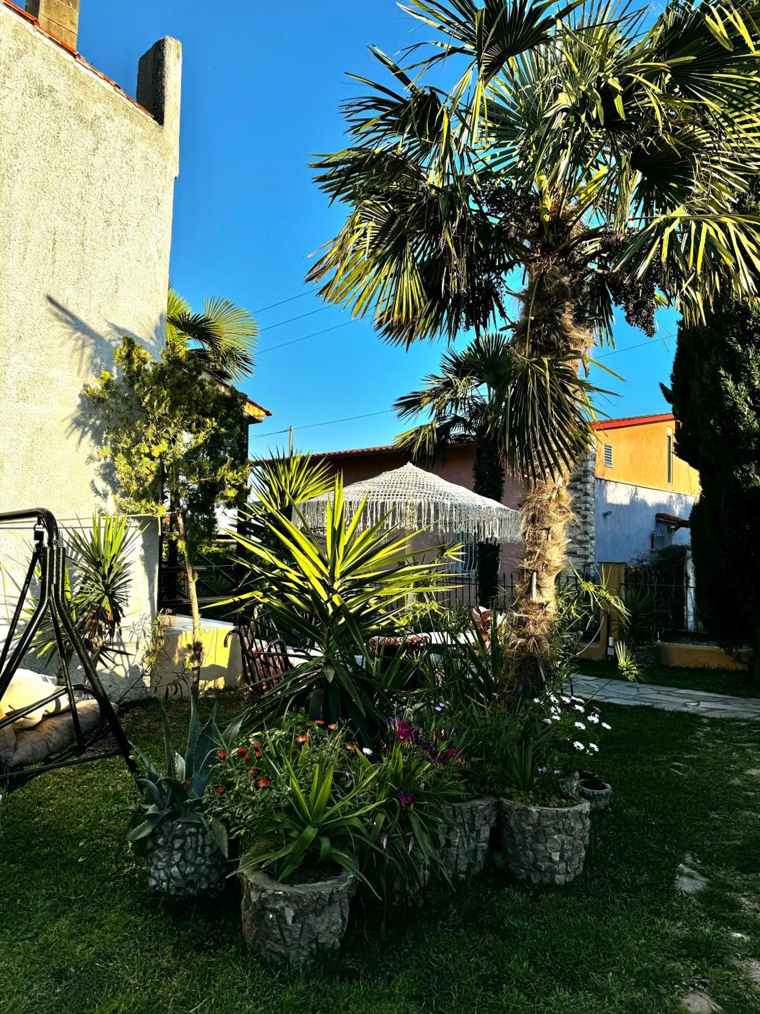 Villa Vaso With Jacuzzi Epanomi Bagian luar foto