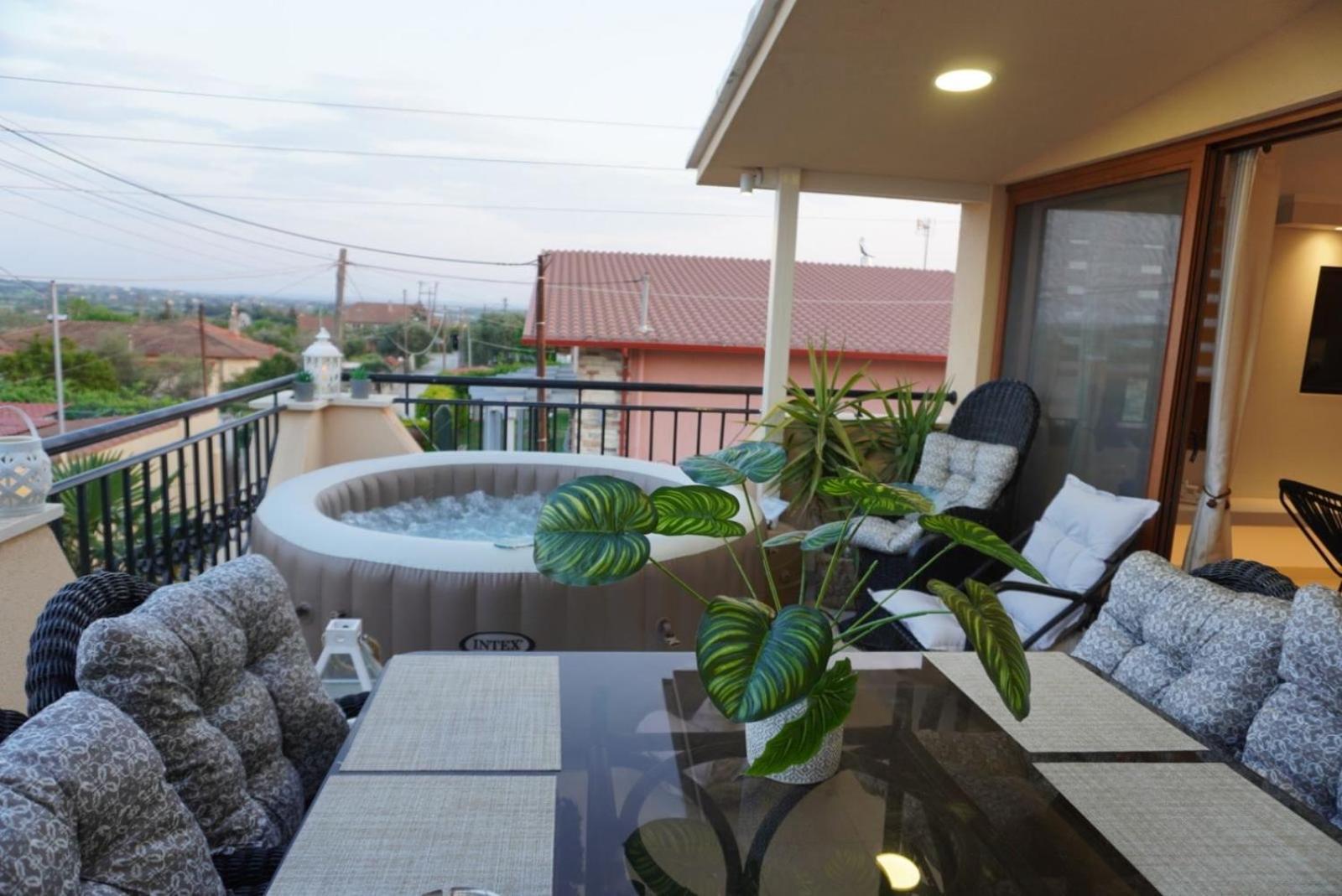 Villa Vaso With Jacuzzi Epanomi Bagian luar foto