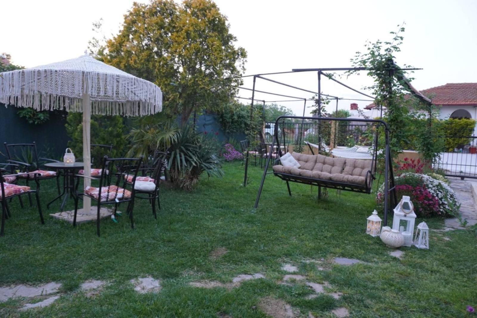 Villa Vaso With Jacuzzi Epanomi Bagian luar foto