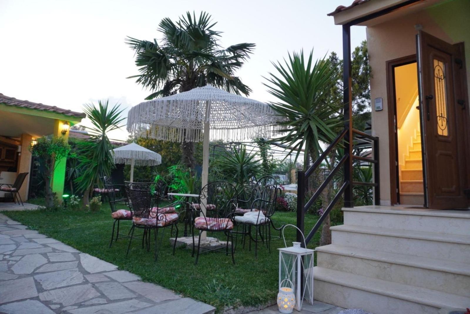 Villa Vaso With Jacuzzi Epanomi Bagian luar foto